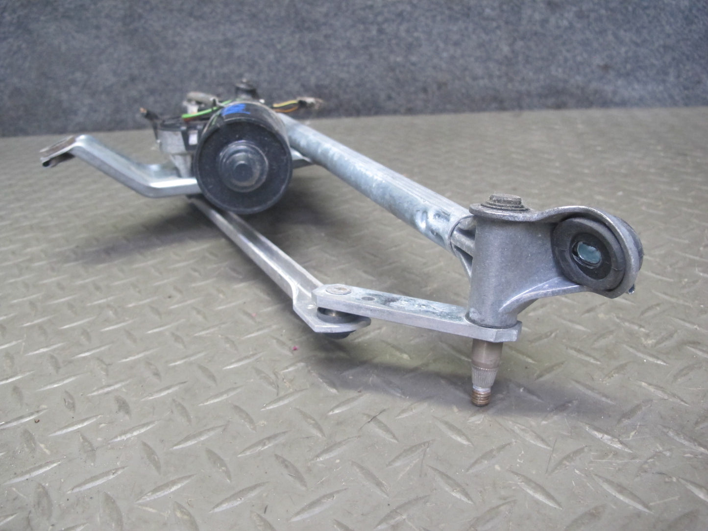 2005-2012 Porsche 911 997 Boxster Windshield Wiper Transmission  Linkage w Motor
