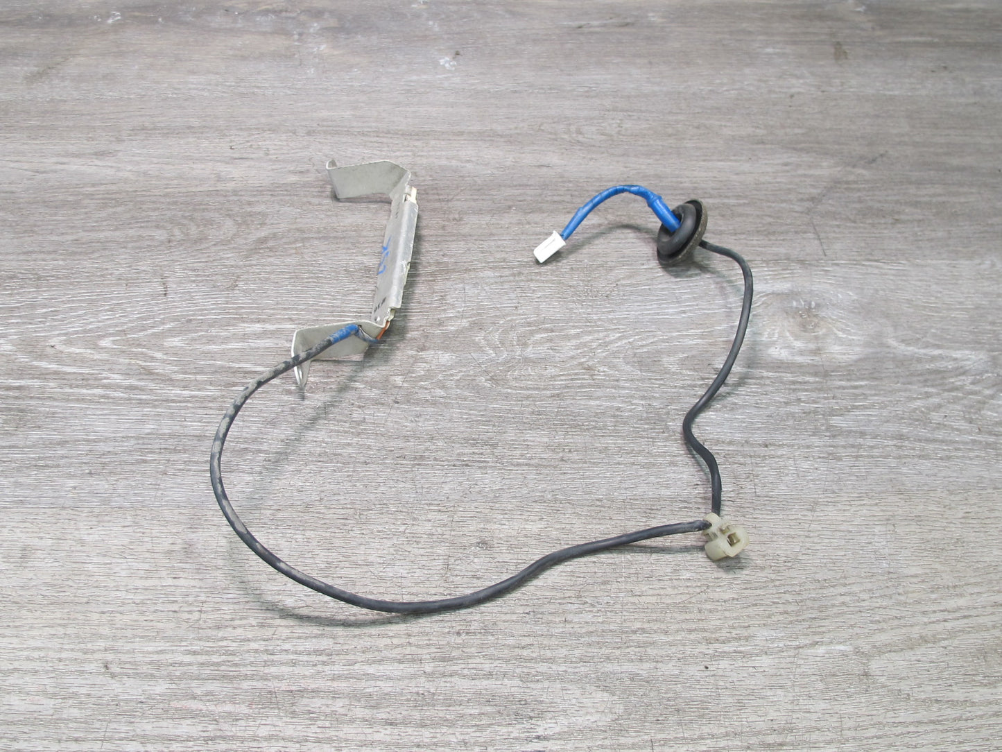 04-06 Lexus UCF30L LS430 Electrical KEY Antenna AMP Amplifier 89997-50020 OEM