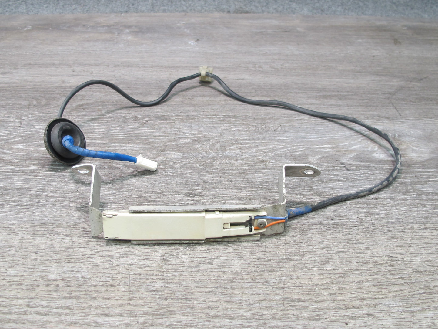 04-06 Lexus UCF30L LS430 Electrical KEY Antenna AMP Amplifier 89997-50020 OEM