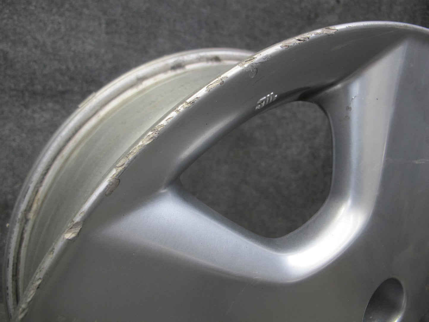 04-06 Lexus UCF30L LS430 Factory 17" R17 Alloy Wheel Rim 17x7.5J ET45 OEM