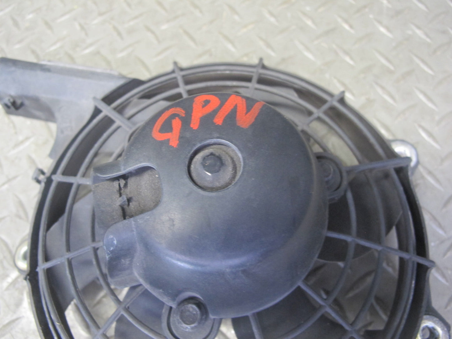2005-2008 Porsche 911 997 3.6L 3.8L Engine Cooling Fan Motor Shroud 99762404600