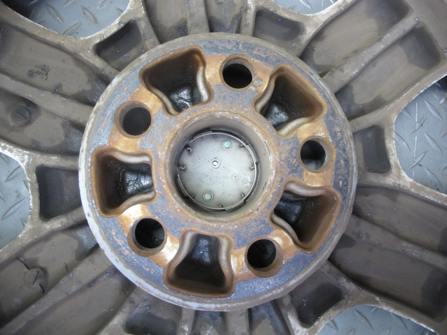 04-06 Lexus UCF30L LS430 Factory 17" R17 Alloy Wheel Rim 17x7.5J ET45 OEM