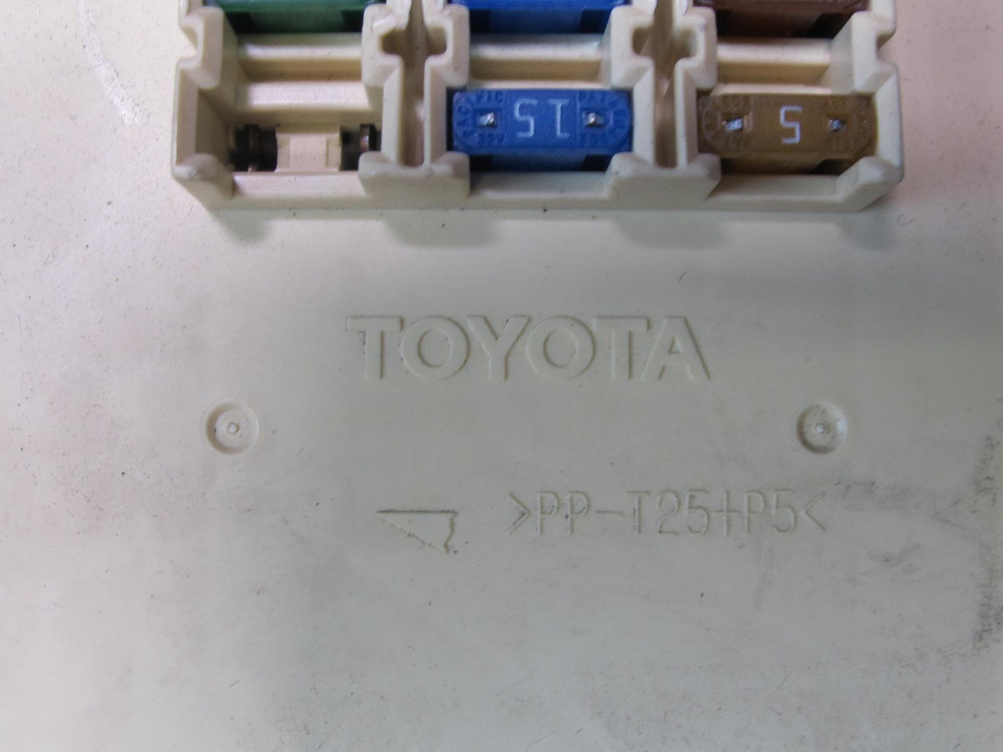 04-06 Lexus UCF30L LS430 Front Left Fuse Relay Junction Box Module OEM