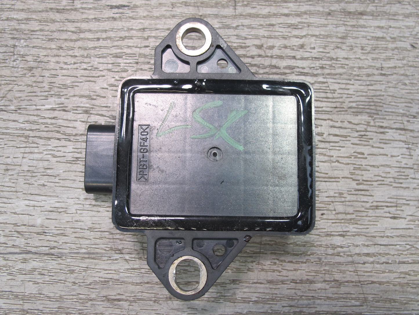 04-06 Lexus UCF30L LS430 YAW Turn Rate Stability Sensor 89183-50020 OEM