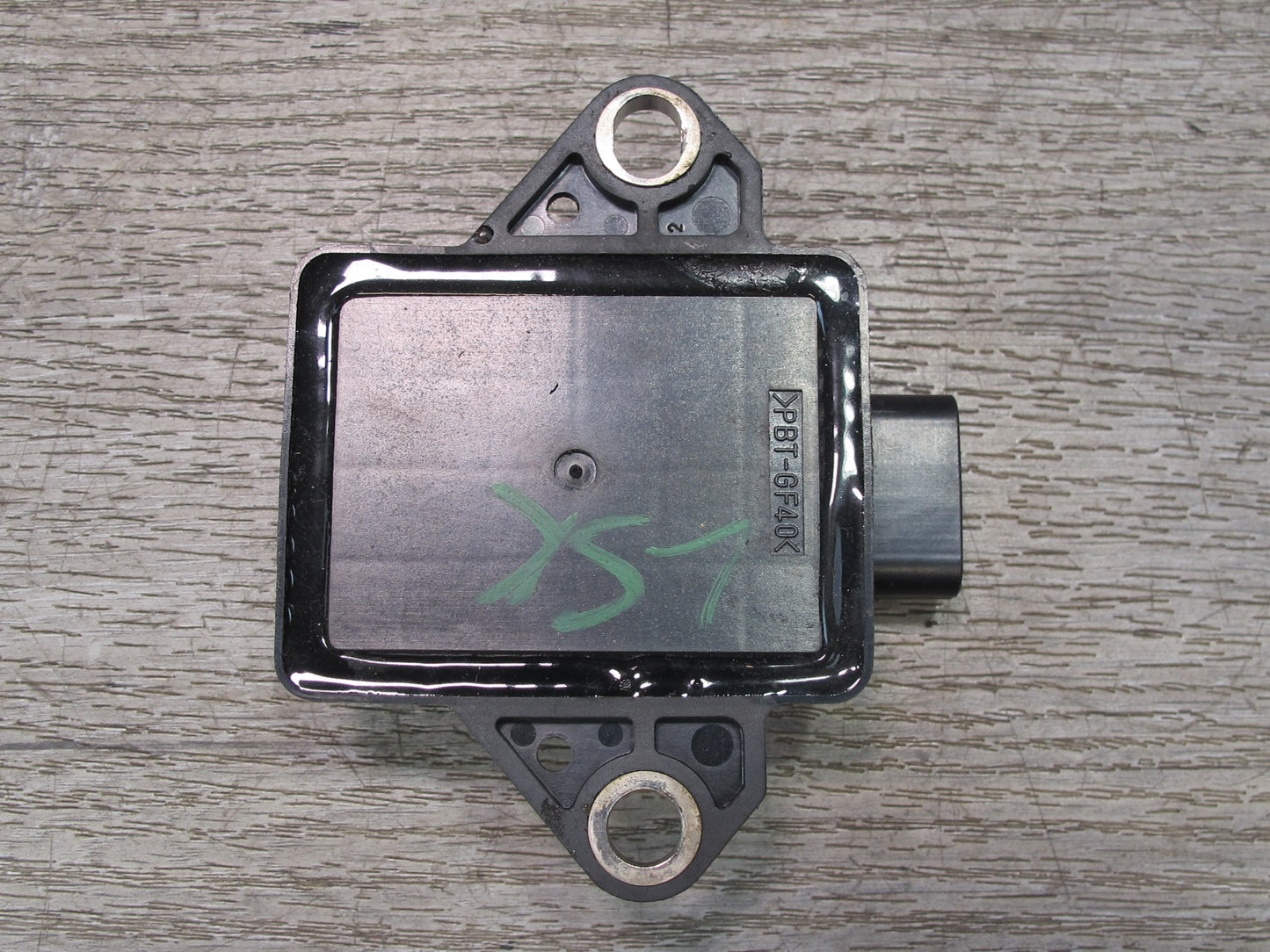 04-06 Lexus UCF30L LS430 YAW Turn Rate Stability Sensor 89183-50020 OEM