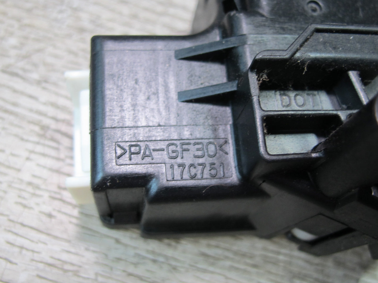 04-06 Lexus UCF30L LS430 Steering Column Headlight Turn Signal Wiper Switch OEM