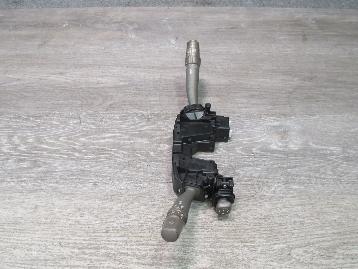 04-06 Lexus UCF30L LS430 Steering Column Headlight Turn Signal Wiper Switch OEM