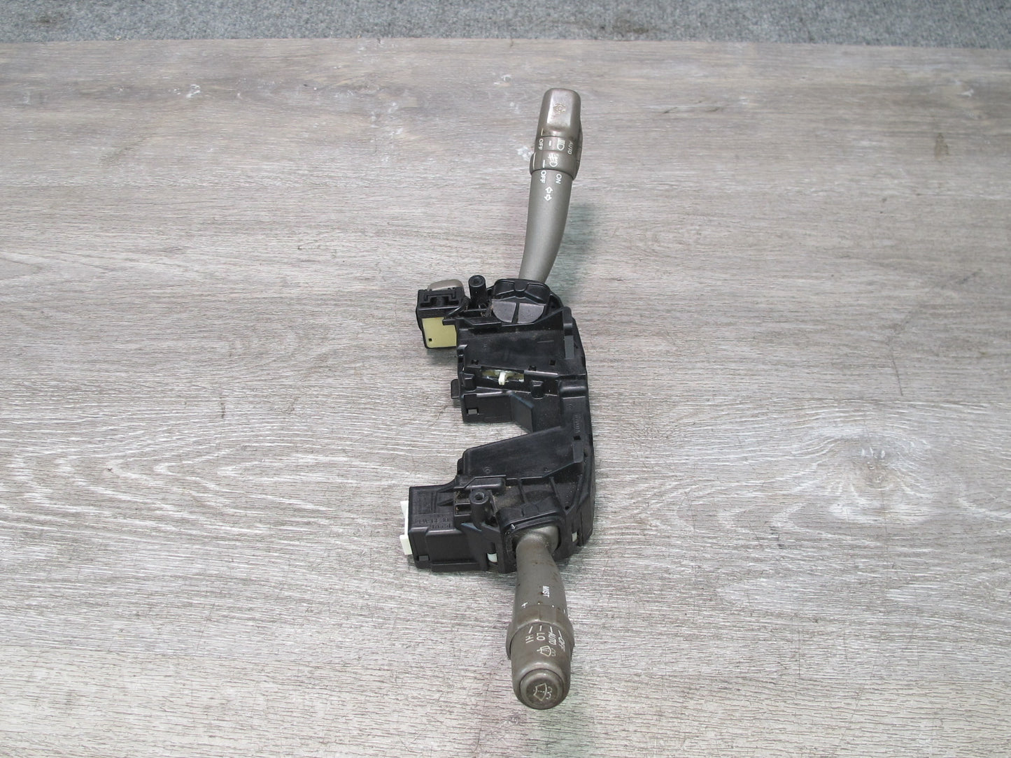 04-06 Lexus UCF30L LS430 Steering Column Headlight Turn Signal Wiper Switch OEM