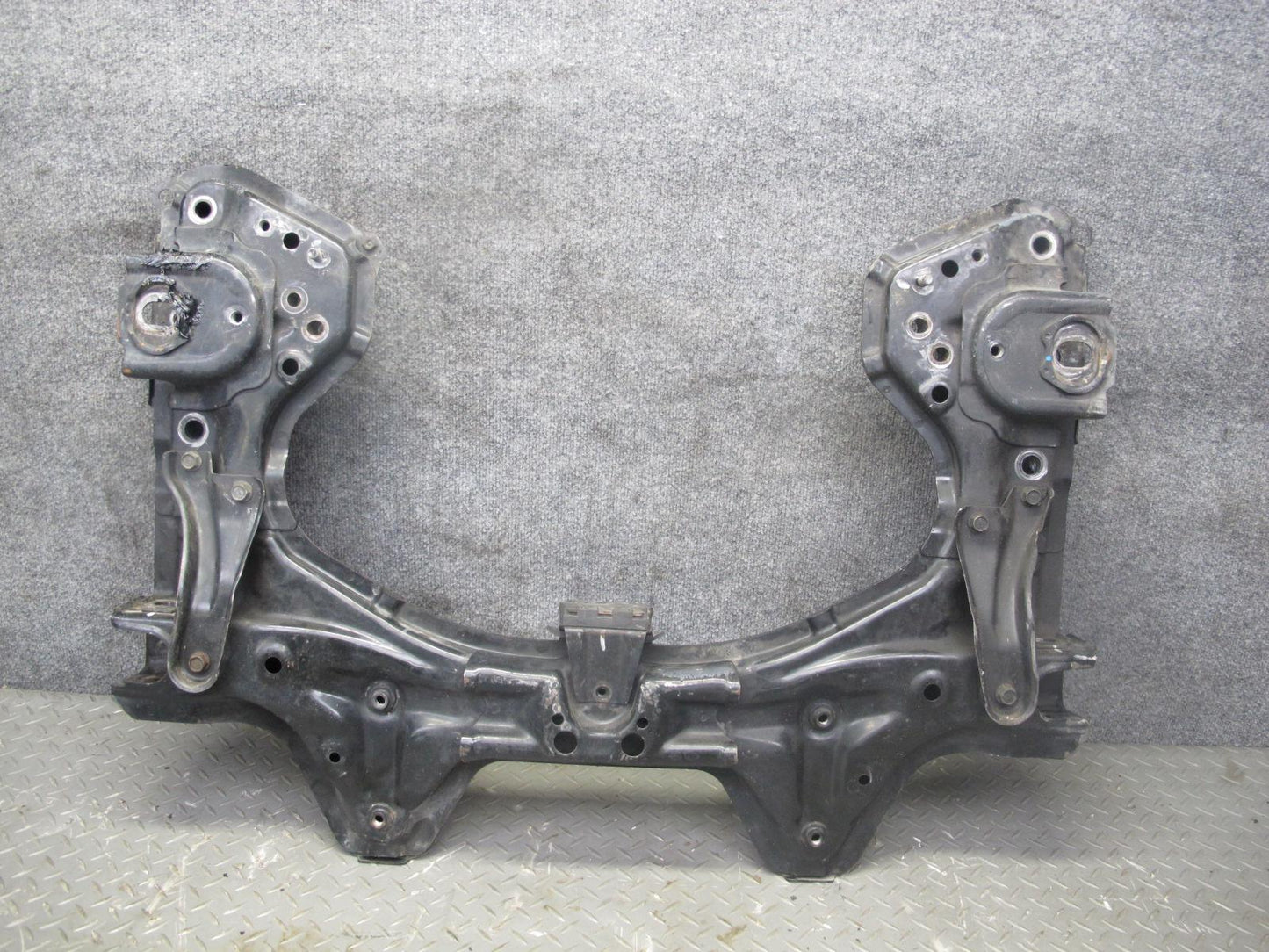 00-09 Honda S2000 Base Front Suspension Subframe Crossmember Carrier OEM