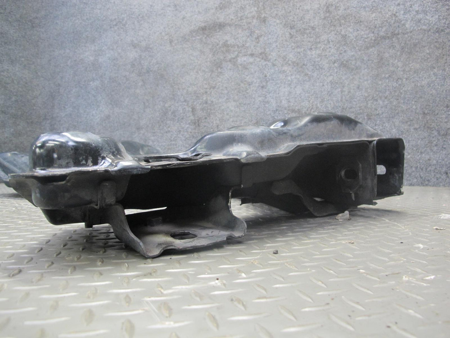 00-09 Honda S2000 Base Front Suspension Subframe Crossmember Carrier OEM