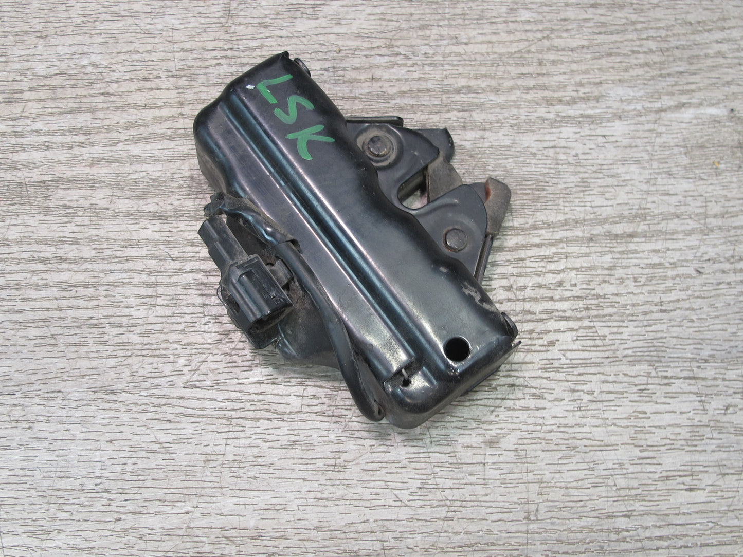 01-06 Lexus UCF30L LS430 Front Hood Bonnet Lock Latch OEM