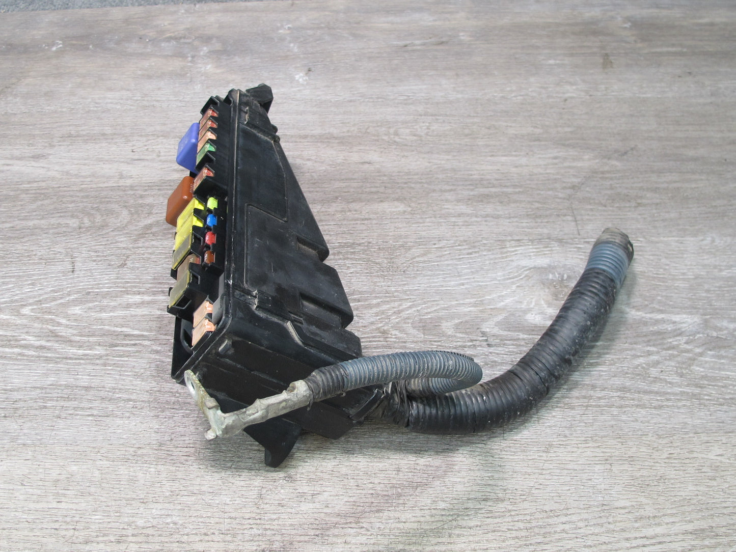 04-06 Lexus UCF30L LS430 Under Hood Junction Relay Fuse Box OEM