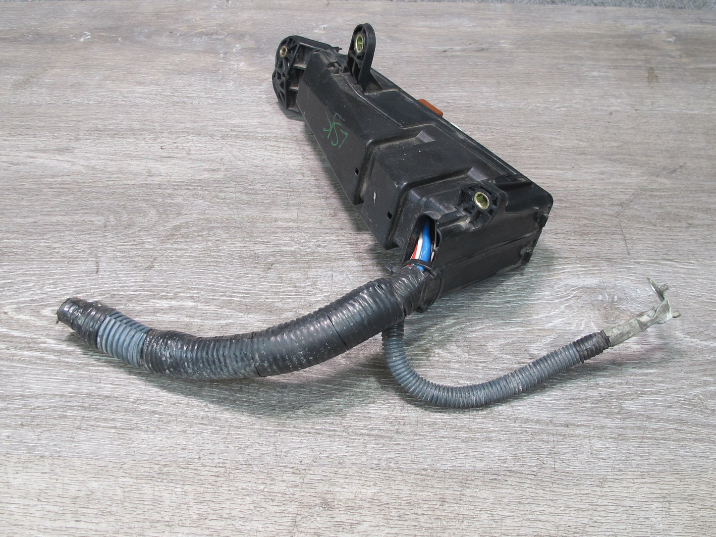 04-06 Lexus UCF30L LS430 Under Hood Junction Relay Fuse Box OEM