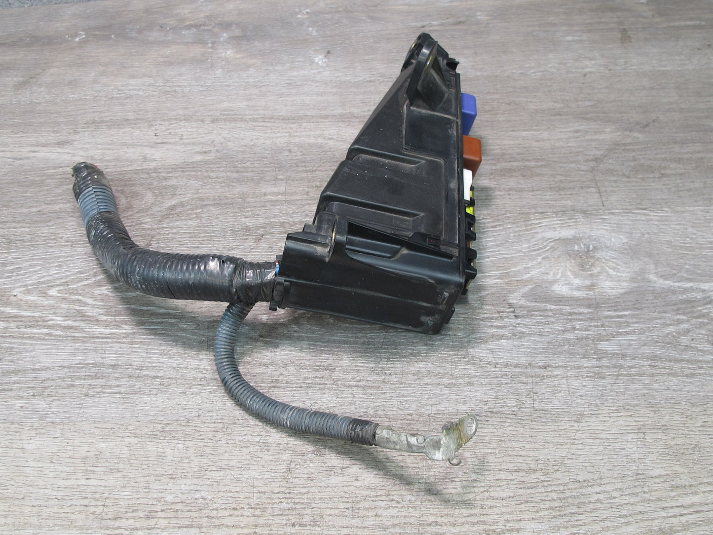 04-06 Lexus UCF30L LS430 Under Hood Junction Relay Fuse Box OEM