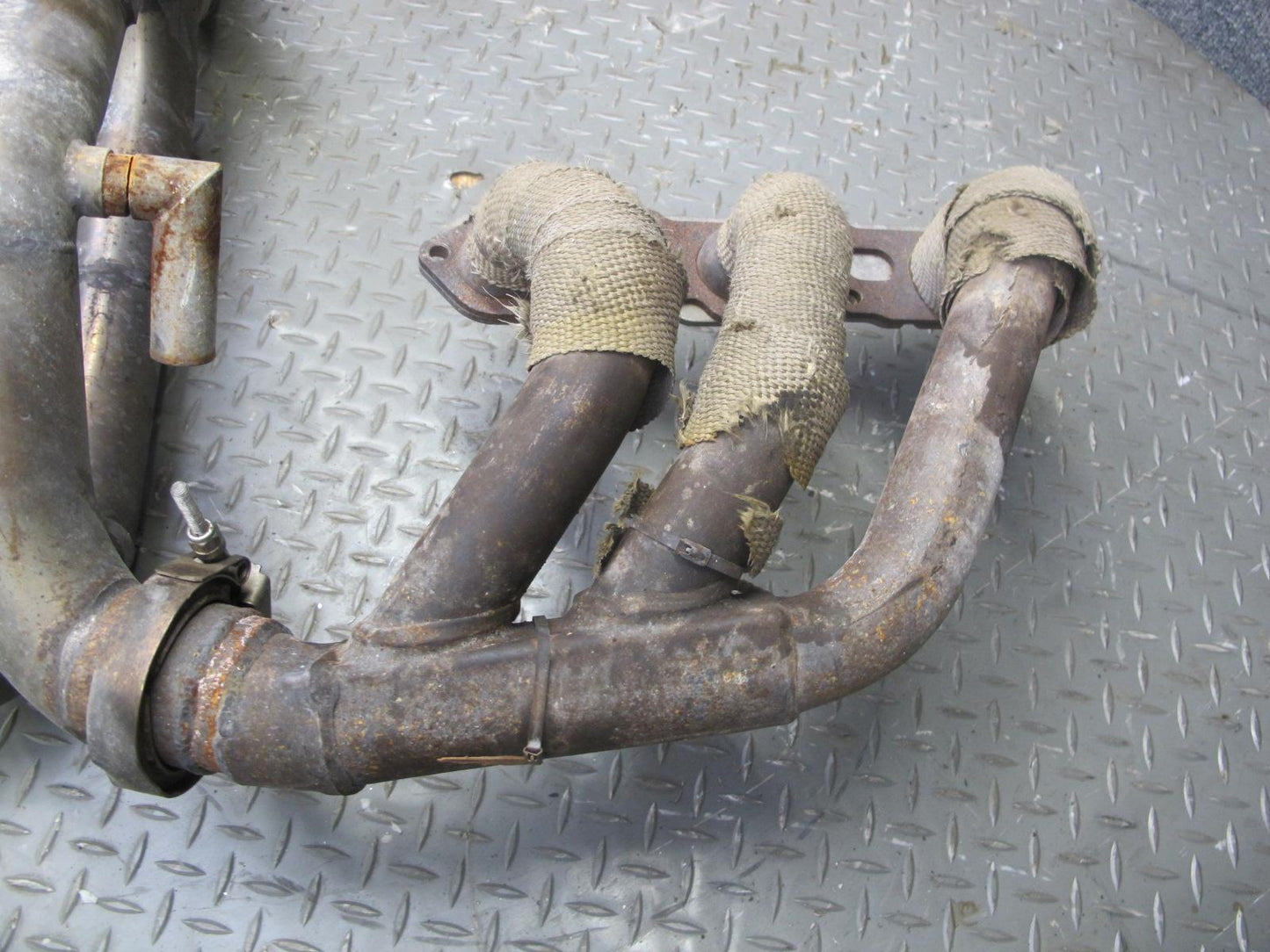 2005-2008 Porsche 911 997 3.6L Aftermarket Exhaust Manifold Header X Pipe