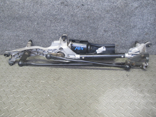 98-05 Lexus GS400 GS430 GS300 Windshield Wiper Transmission Linkage w Motor OEM