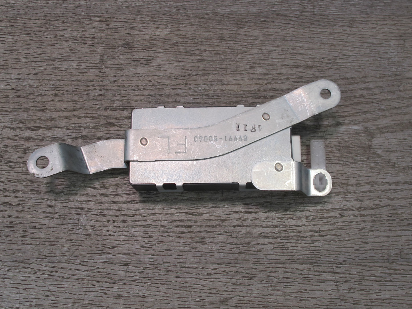 04-06 Lexus UCF30L LS430 Front Left Door Smart KEY Receiver Oscillator OEM