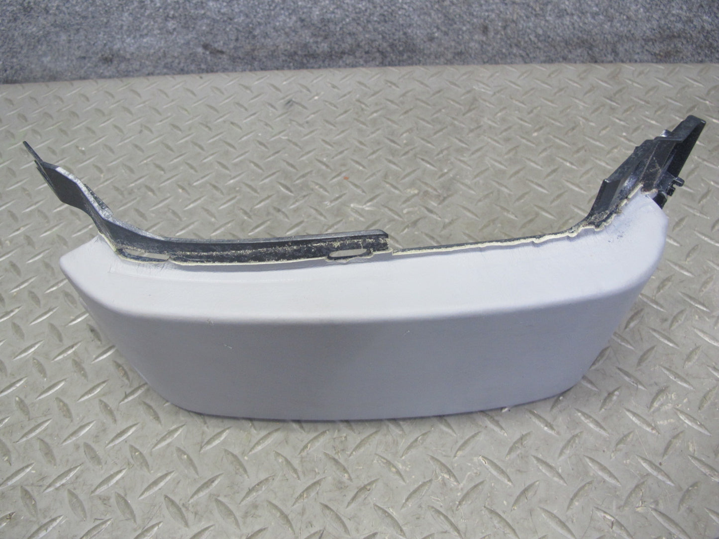 2003-2010 Porsche Cayenne 955 Dash Front Right Lower Glove Box Trim Cover Panel