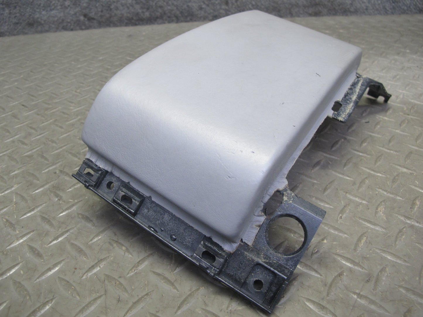 2003-2010 Porsche Cayenne 955 Dash Front Right Lower Glove Box Trim Cover Panel