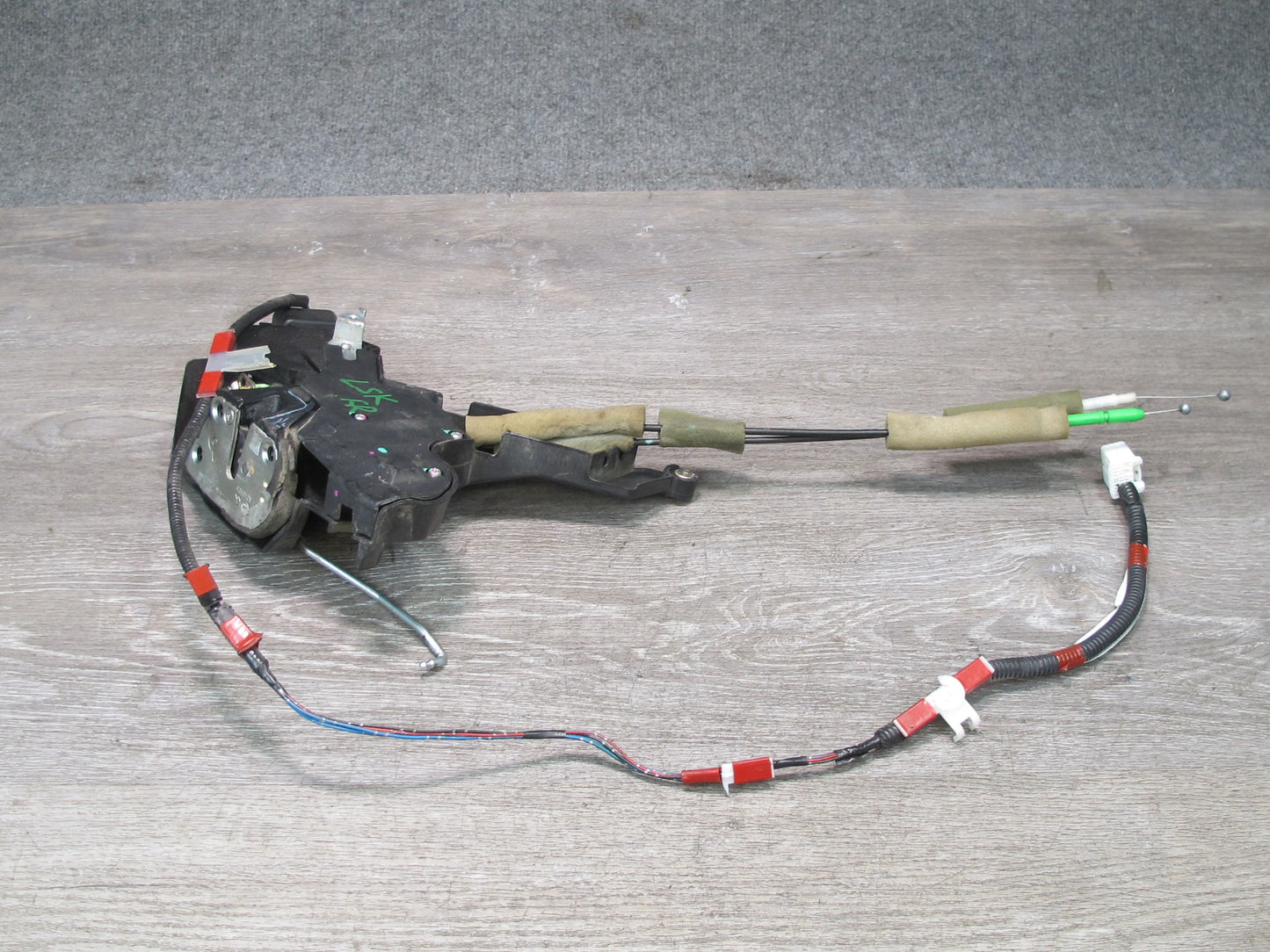 02-06 Lexus LS430 UCF30L Front Right Door Lock Latch Actuator NO Soft Close OEM