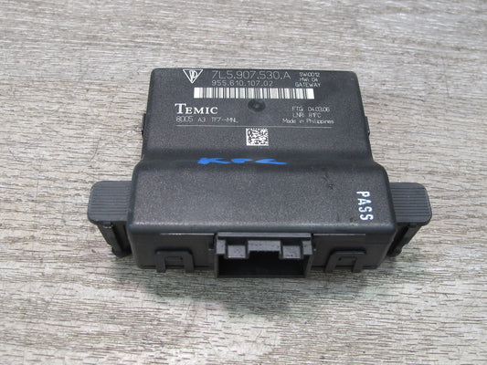 2003-2010 Porsche Cayenne 955 Gateway Computer Control Module 7L5907530A