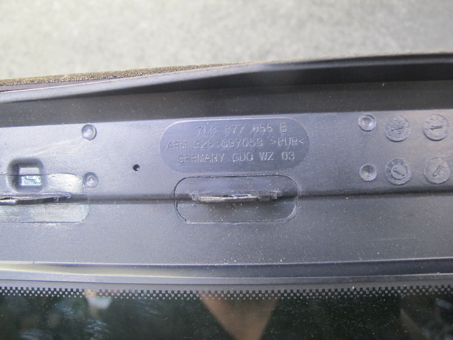 2003-2010 Porsche Cayenne 955 Sunroof Glass Window 7L0877055B