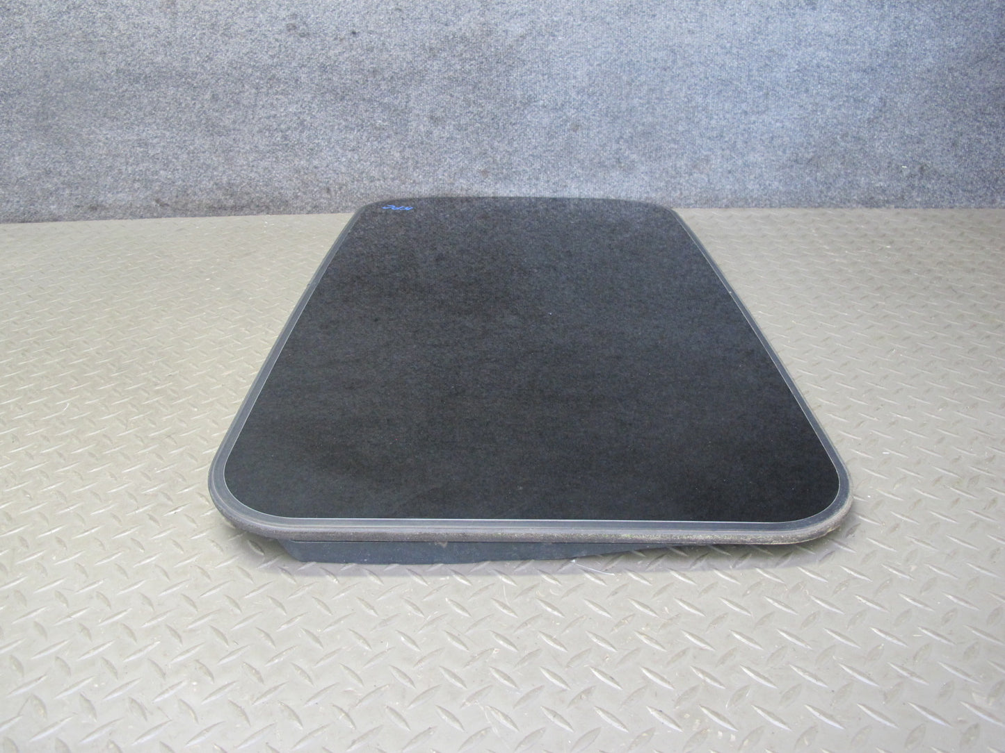 2003-2010 Porsche Cayenne 955 Sunroof Glass Window 7L0877055B