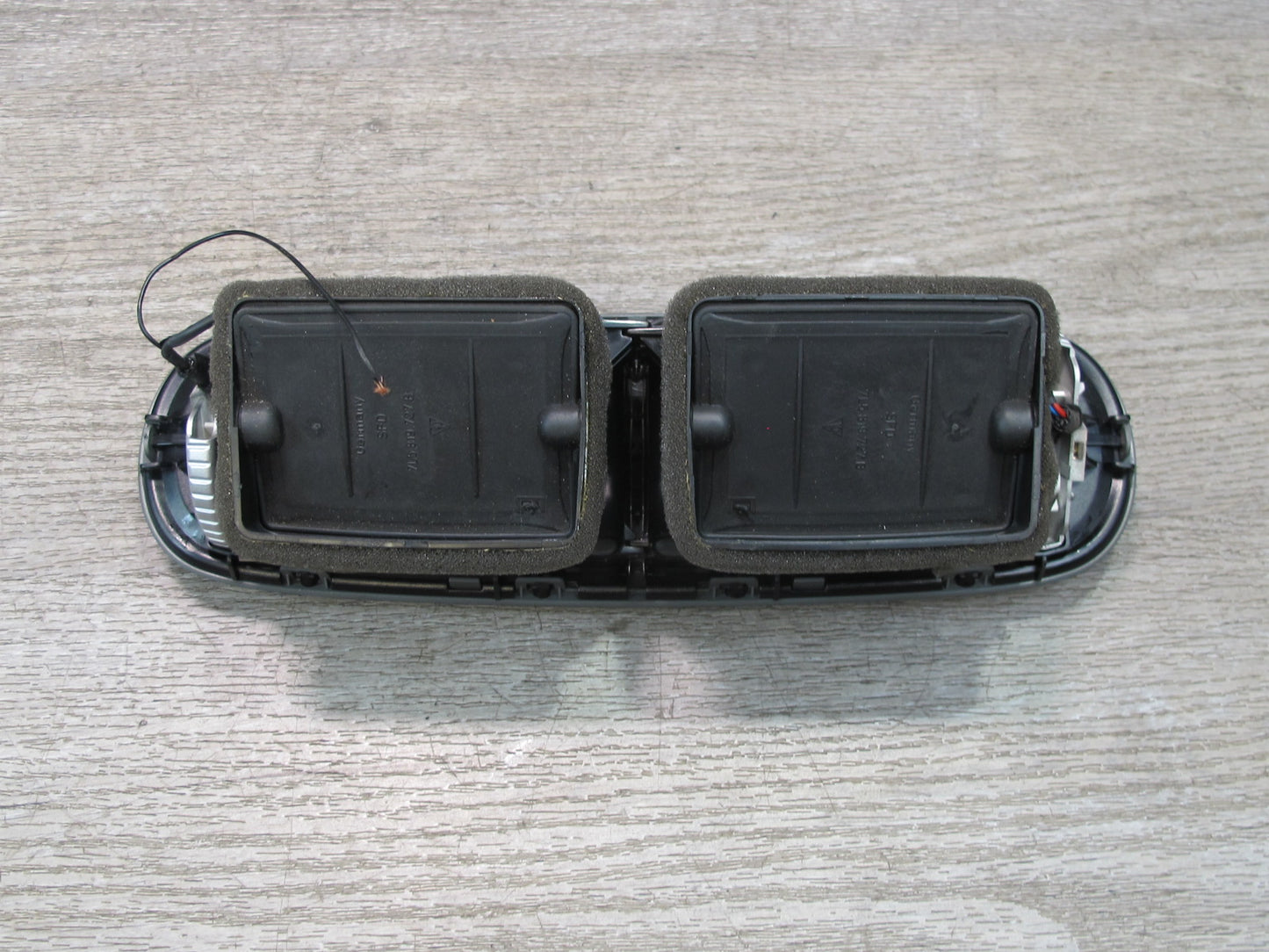 2003-2010 Porsche Cayenne 955 Dash Front Center A/C Air Vent Grille 7L5819727B
