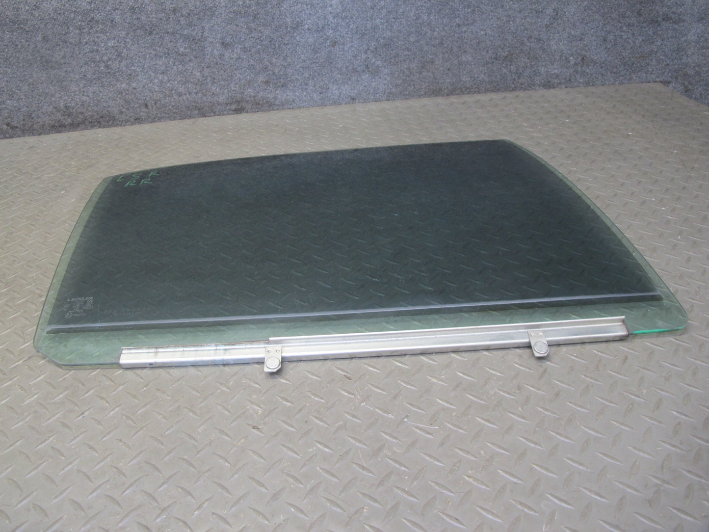 01-06 Lexus UCF30L LS430 Rear Right Door Glass Window OEM
