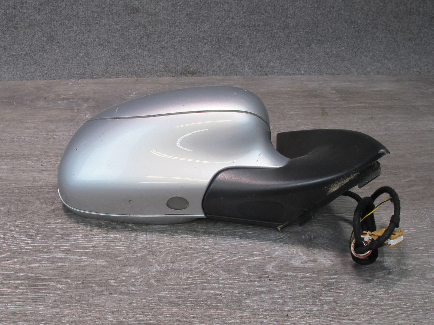 2003-2006 Porsche Cayenne 955 Front Right Exterior Heated Side View Mirror