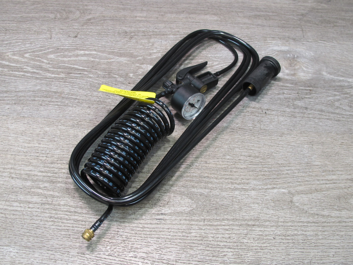 2003-2010 Porsche Cayenne 955 Tire Air Pump Hose Manometer w Case