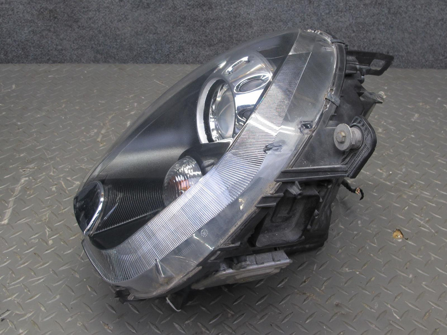 11-16 Mini R60 R61 Countryman Set of 2 Front Xenon Headlight Lamp w Ballast OEM