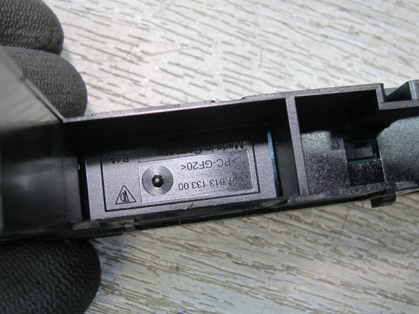 2005-2008 Porsche 911 997 Spoiler PSM Stability Control Switch 99761313300