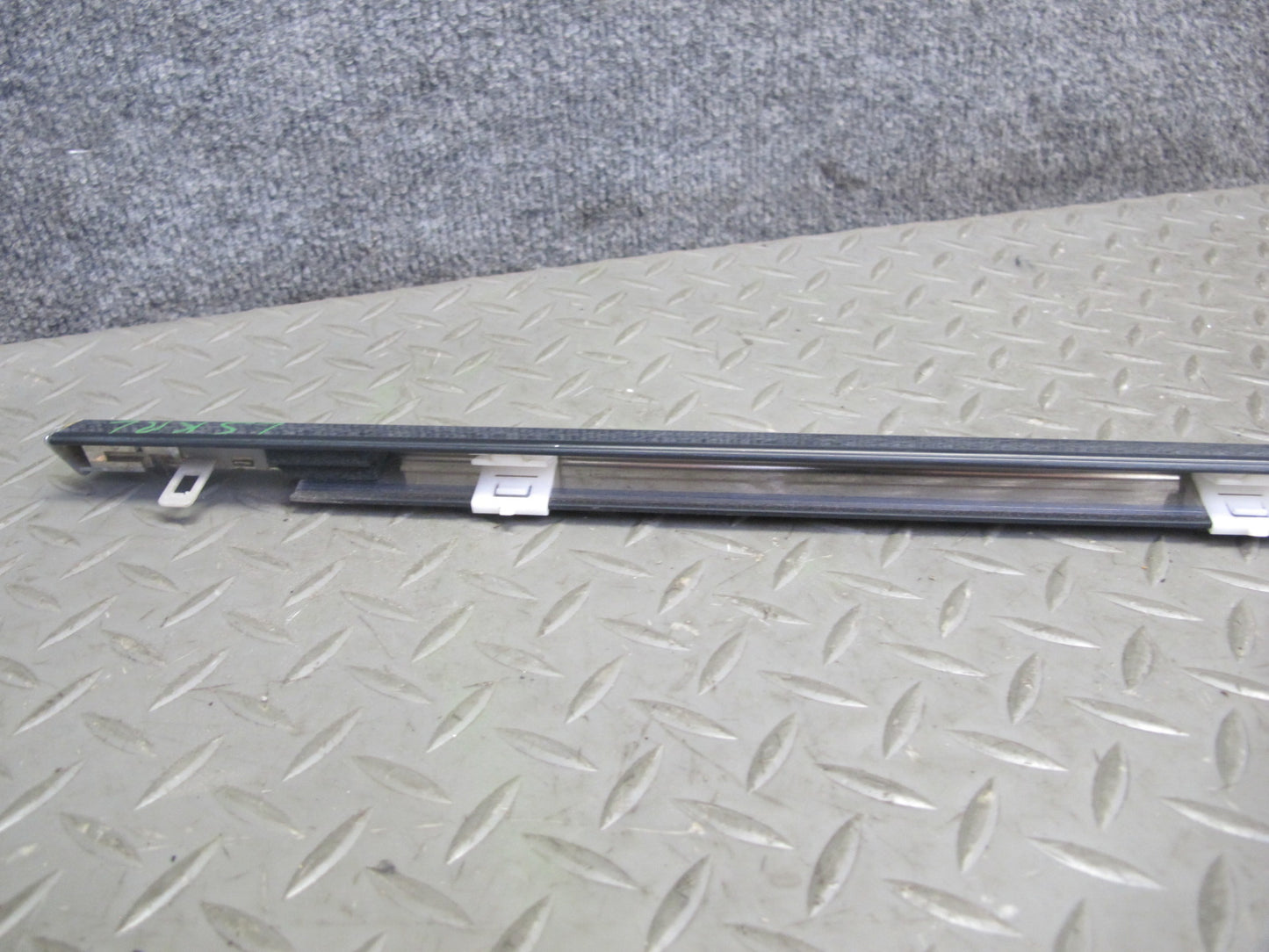 01-06 Lexus UCF30L LS430 Left Side Front & Rear Door Weatherstrip Molding OEM