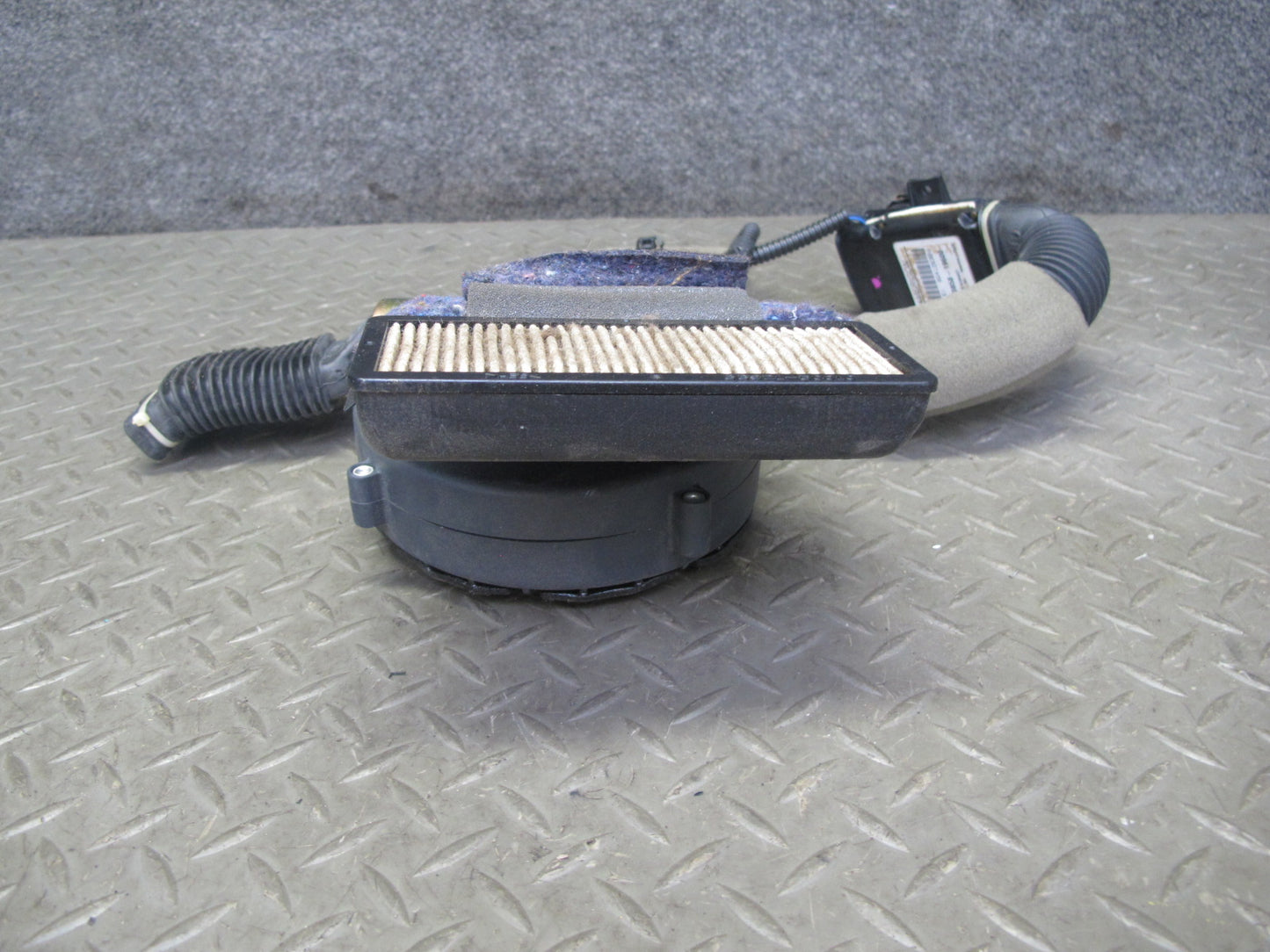 04-06 Lexus UCF30L LS430 Front Right Seat Vent Climate Control Blower OEM