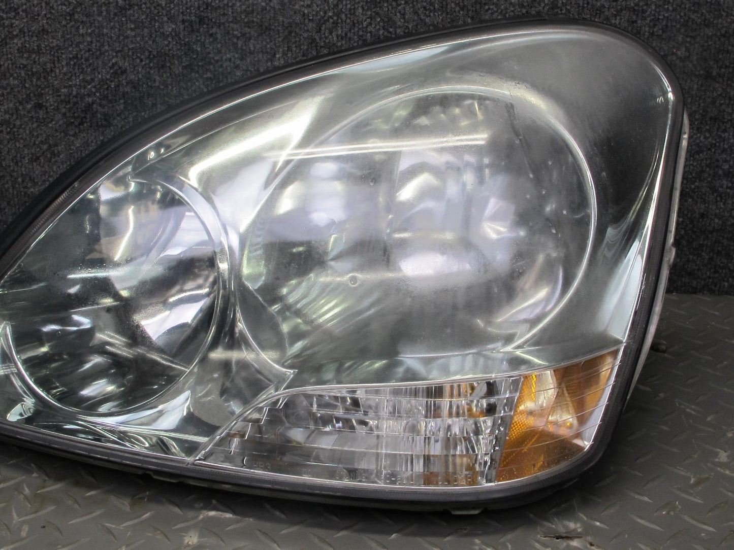 01-03 Lexus UCF30L LS430 Front Left Xenon HID Headlight Lamp OEM
