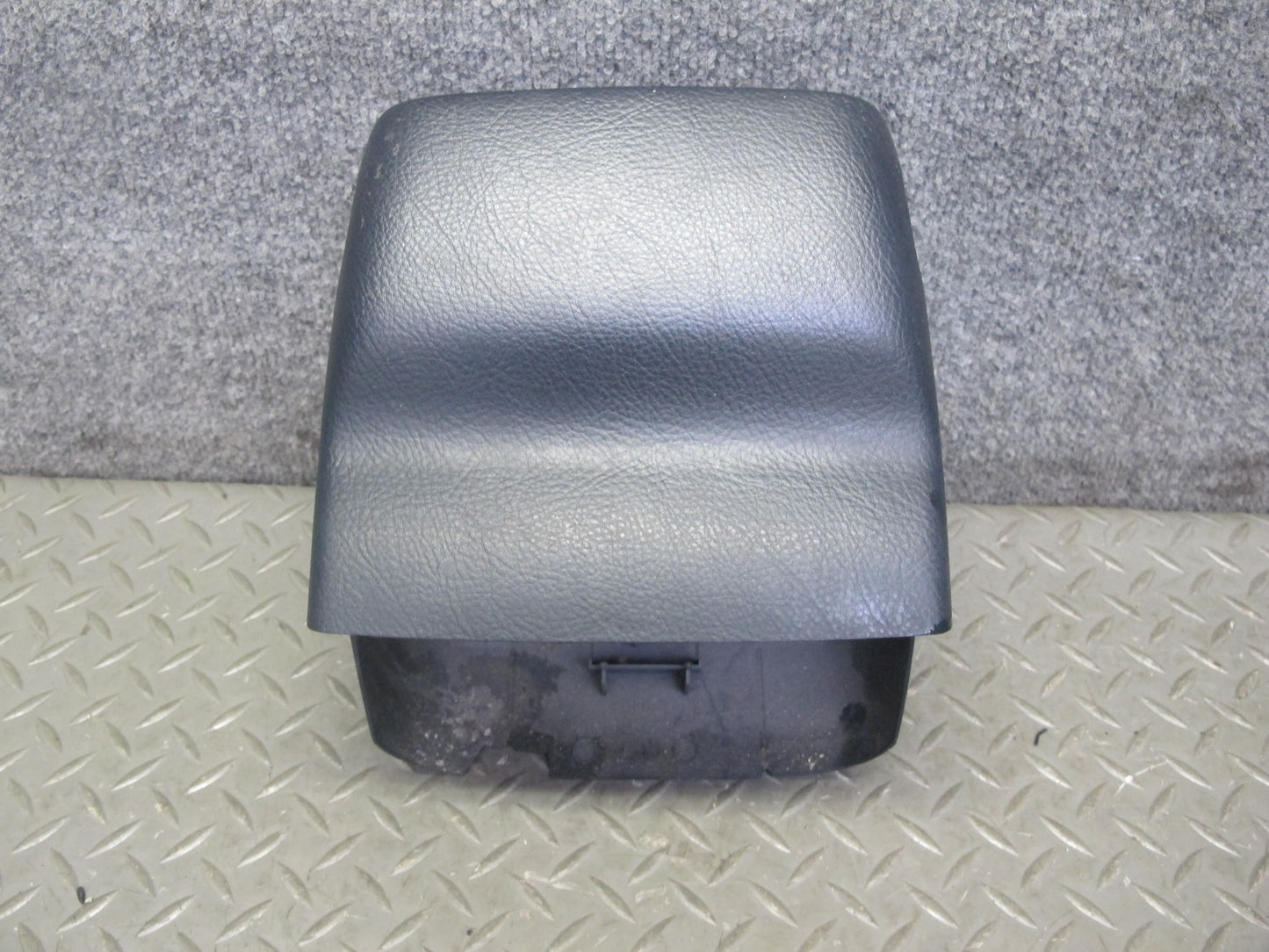 01-06 Lexus UCF30L LS430 Steering Column Trim Cover Panel Assembly Black OEM