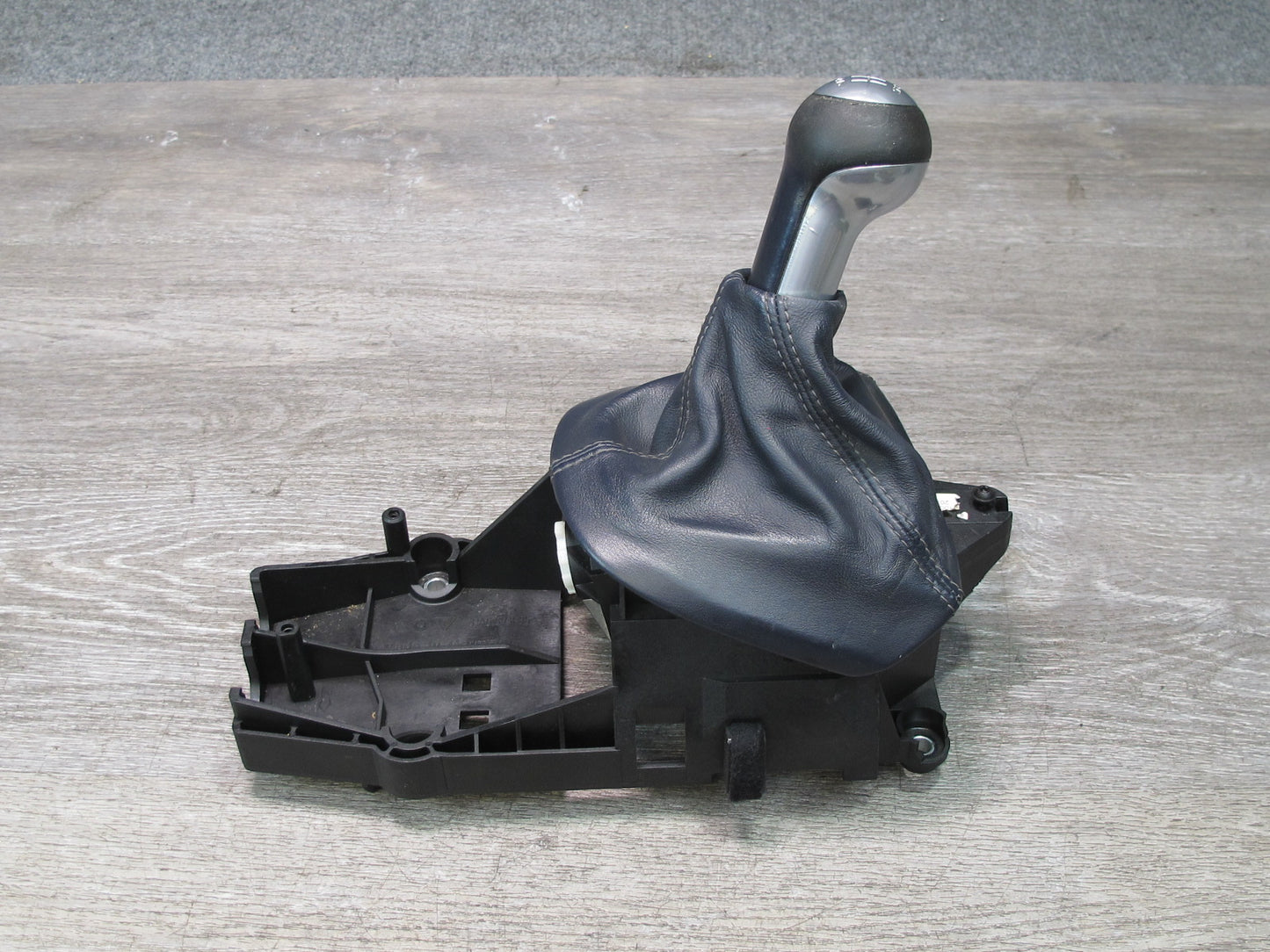 2005-2008 Porsche 911 997 Boxster M/T Manual Transmission Shifter w Knob & Boot