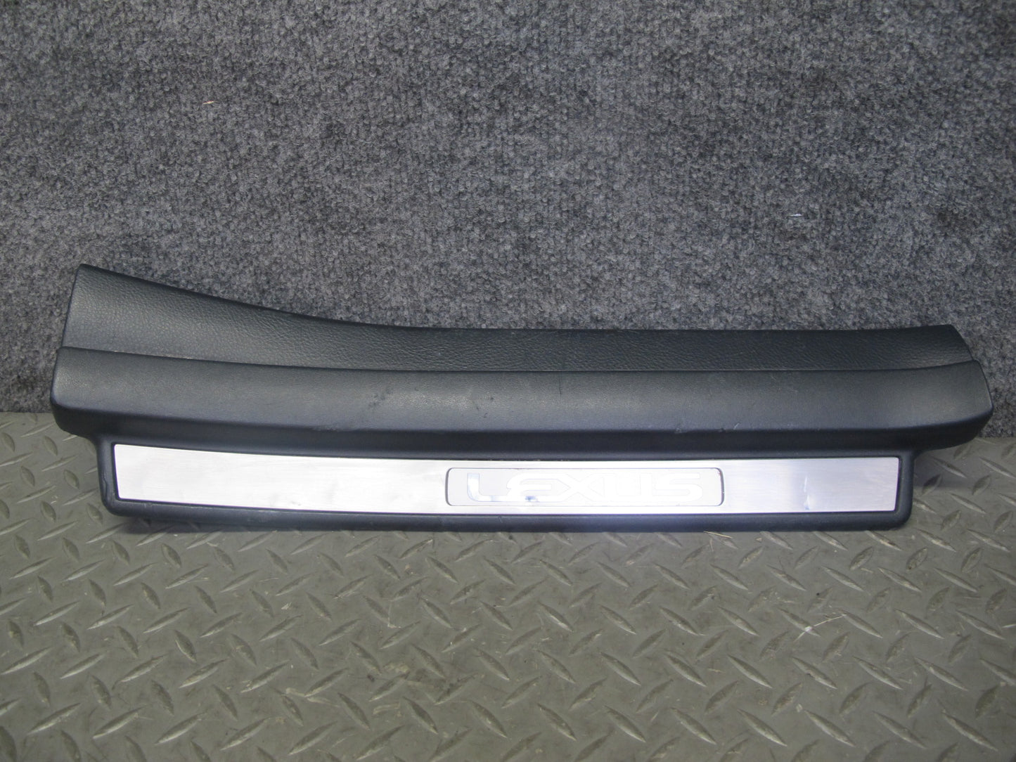 01-06 Lexus UCF30L LS430 Set of 2 Rear Door Scuff Sill Plate Trim Panel OEM