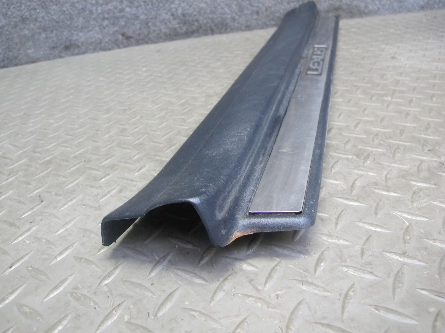 01-06 Lexus UCF30L LS430 Set of 2 Front Door Scuff Sill Plate Trim Panel OEM