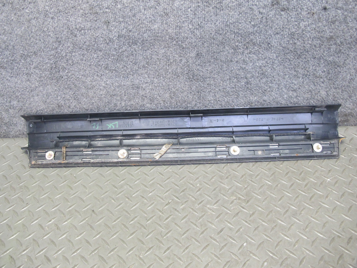01-06 Lexus UCF30L LS430 Set of 2 Front Door Scuff Sill Plate Trim Panel OEM
