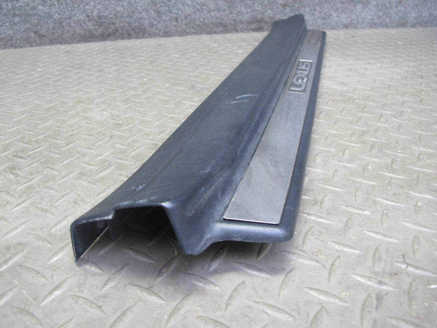 01-06 Lexus UCF30L LS430 Set of 2 Front Door Scuff Sill Plate Trim Panel OEM