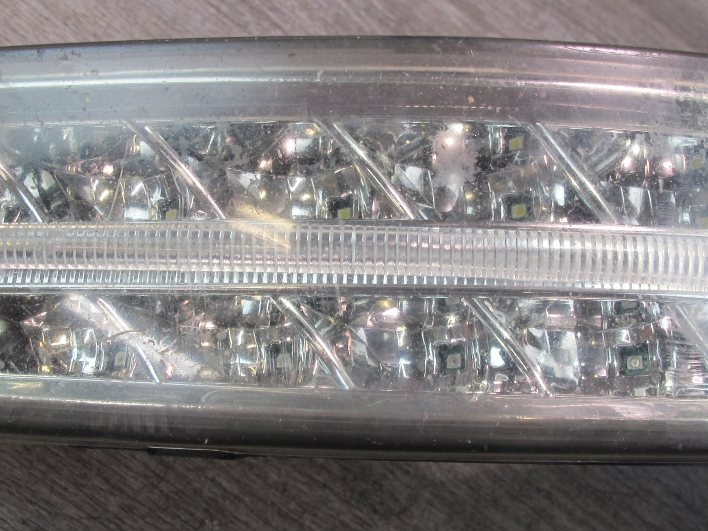 2005-2008 Porsche 911 997 Front Right Driving Light Lamp