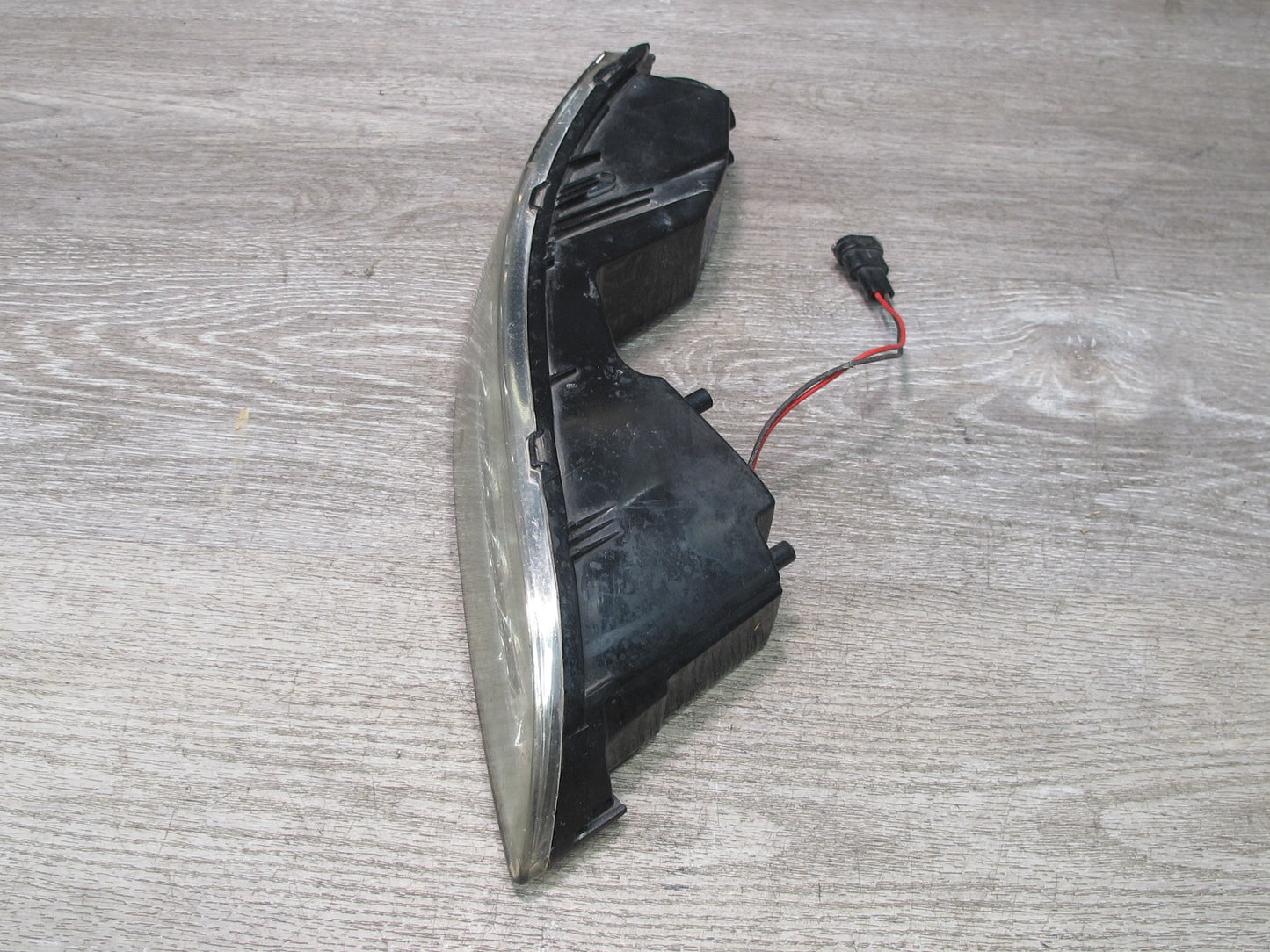2005-2008 Porsche 911 997 Front Right Driving Light Lamp
