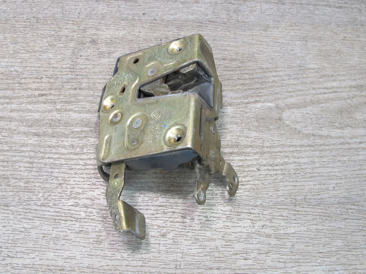 87-89 BMW E30 Coupe Convertible Front Right Door Lock Latch Actuator 1906730 OEM