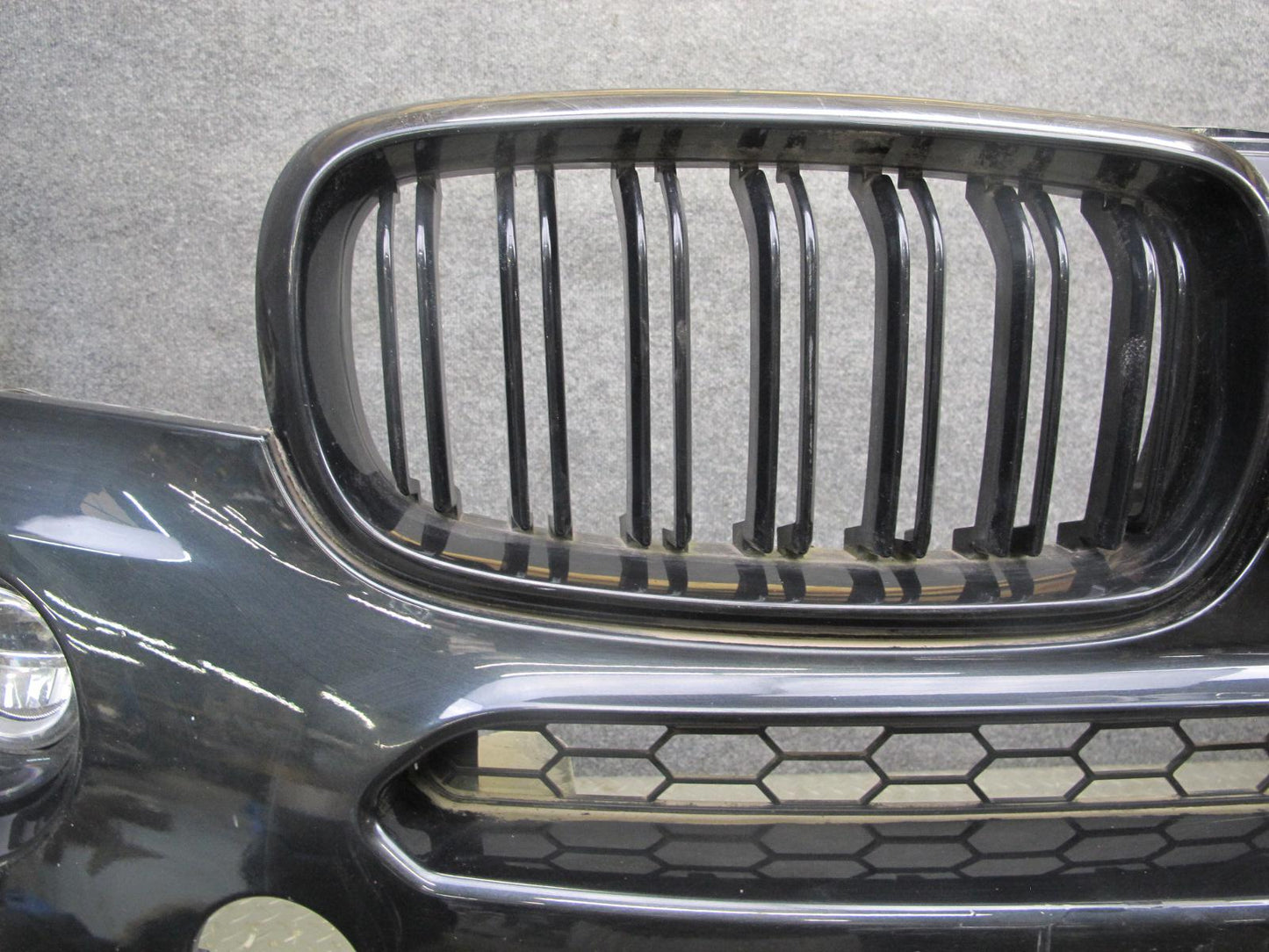 2014-2018 BMW F15 X5 M-sport Front Bumper Cover w Grilles Fog Lights PDC Sensors