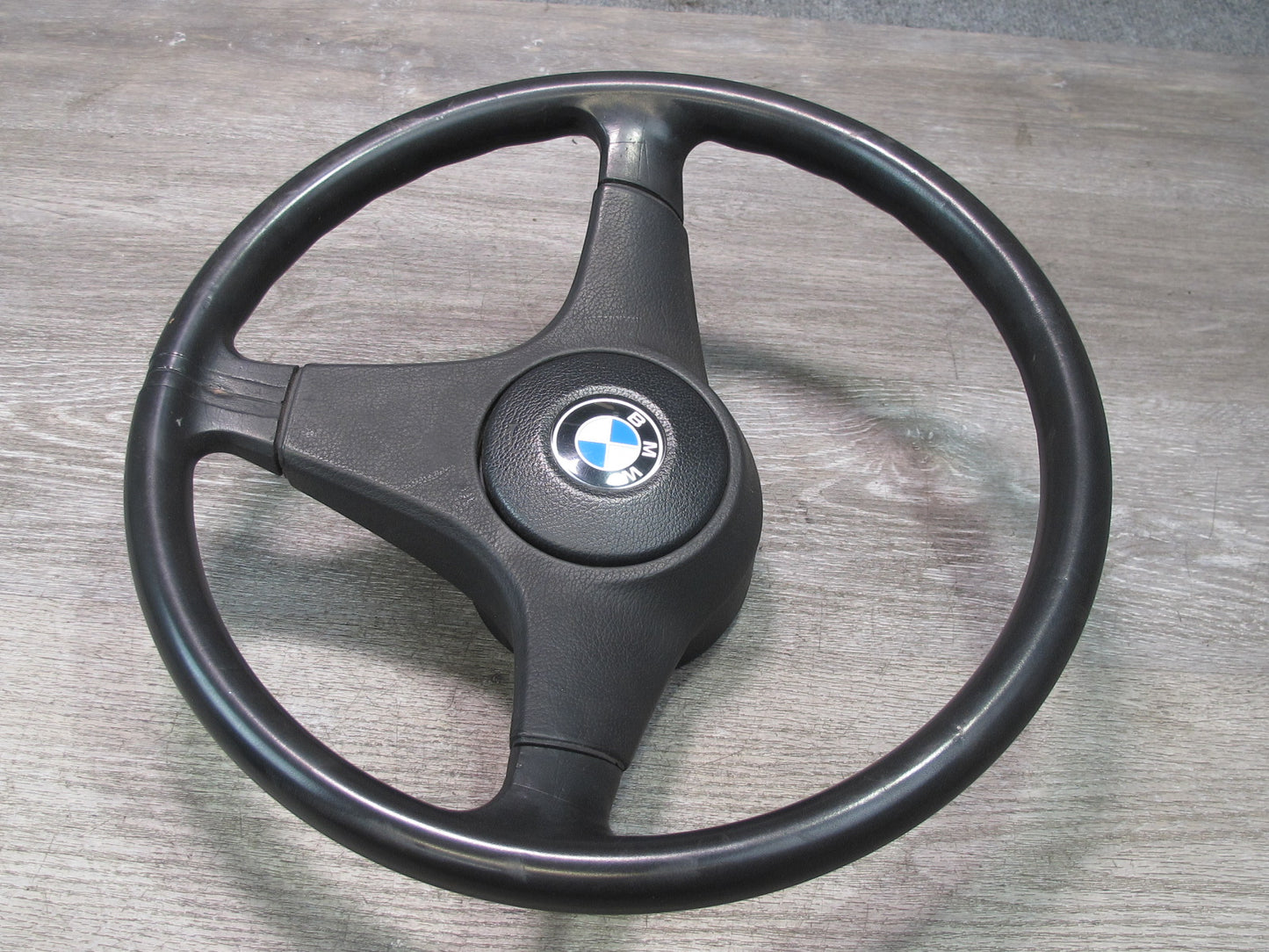 87-91 BMW E30 3-SERIES 3 Spoke Sport Leather Steering w Horn Button OEM