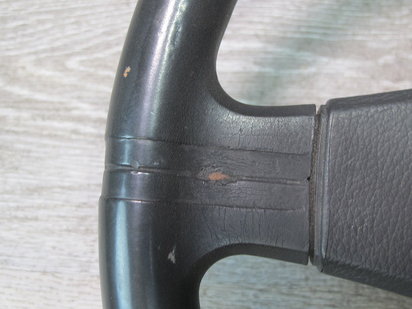 87-91 BMW E30 3-SERIES 3 Spoke Sport Leather Steering w Horn Button OEM