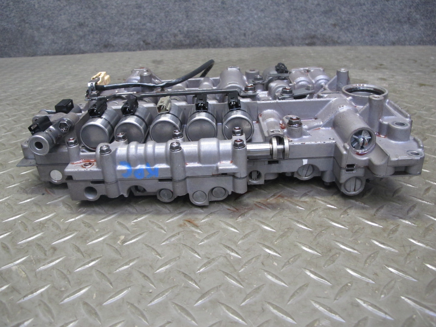 03-06 Porsche Cayenne 955 Turbo A48.50 A/T Transmission  Valve Body Mechatronic
