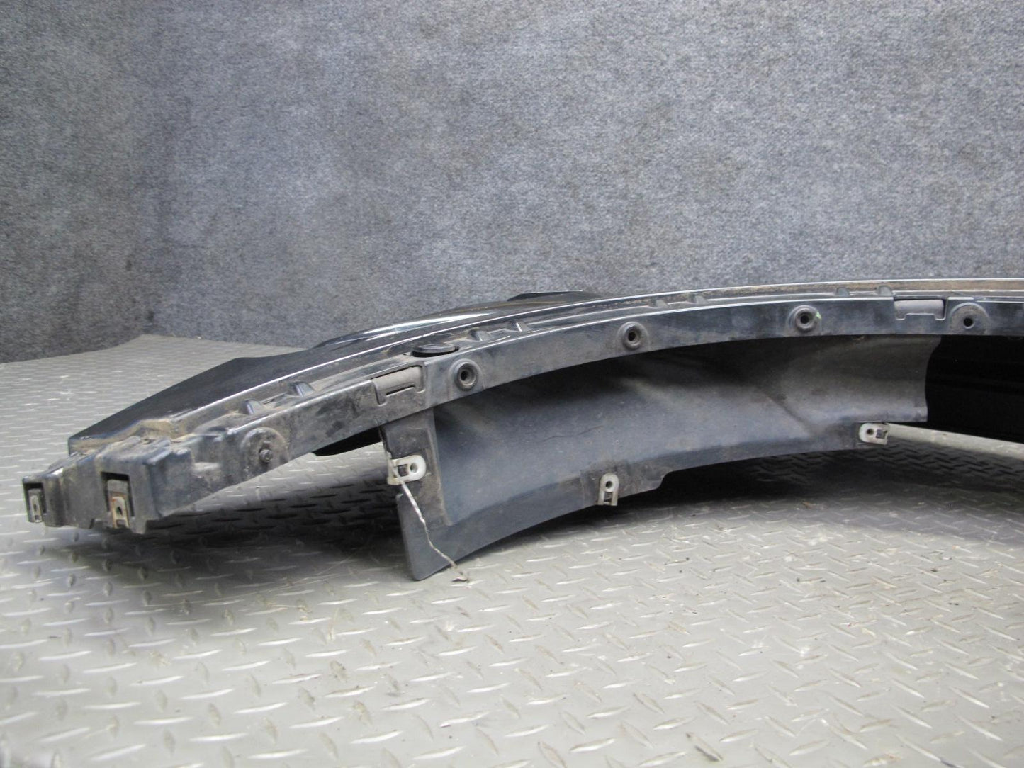 2014-2018 BMW F15 X5 Front Right Fender Shell Panel w M Sport Grille 7294538